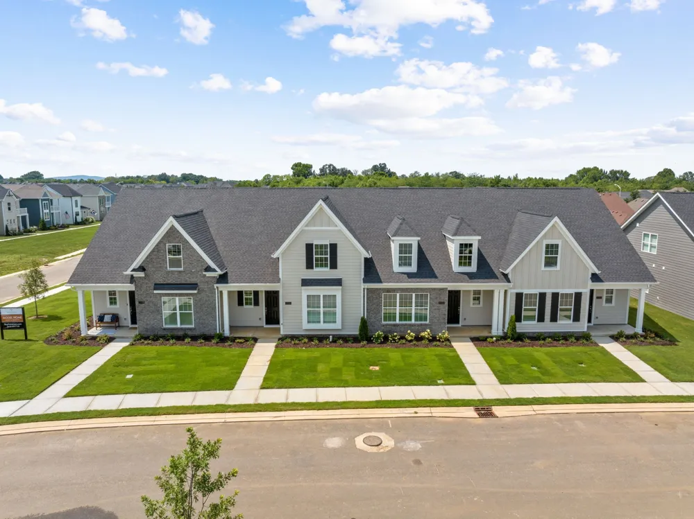 2524 Elmcroft Avenue Murfreesboro, TN 37128