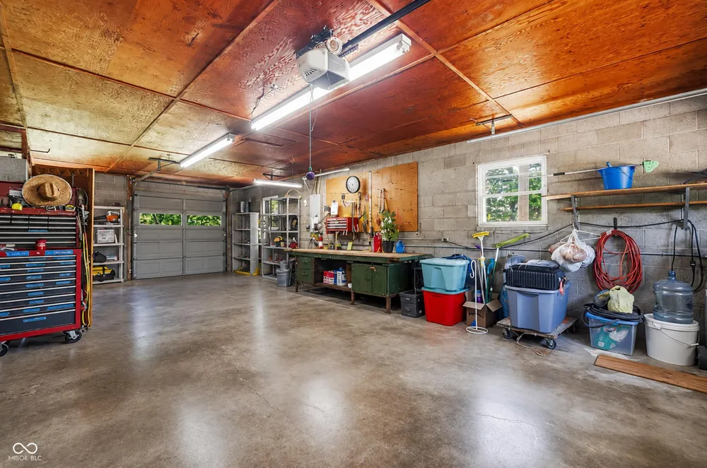 3436 W 8th Street Road Anderson, IN 46011