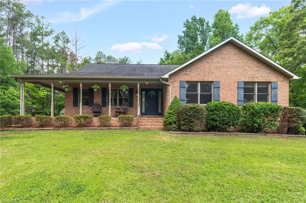 7150 Belews Run Road Walnut Cove, NC 27052