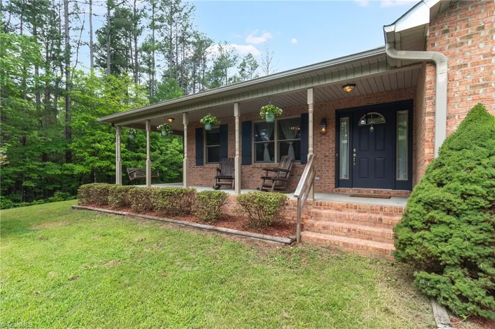 7150 Belews Run Road Walnut Cove, NC 27052
