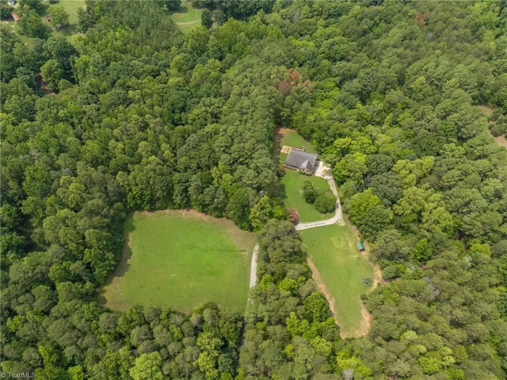 7150 Belews Run Road Walnut Cove, NC 27052