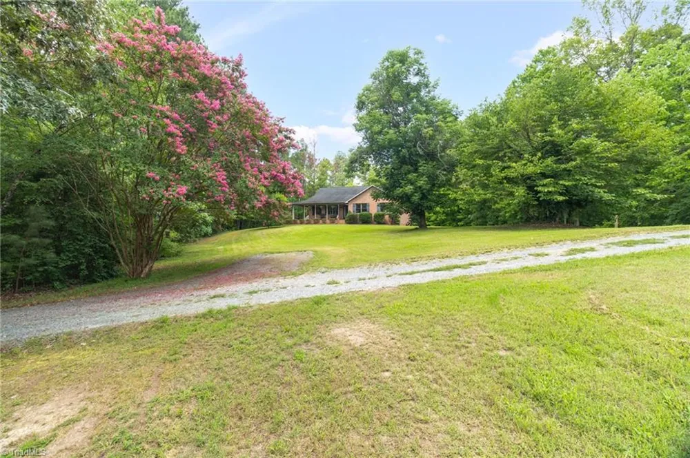7150 Belews Run Road Walnut Cove, NC 27052