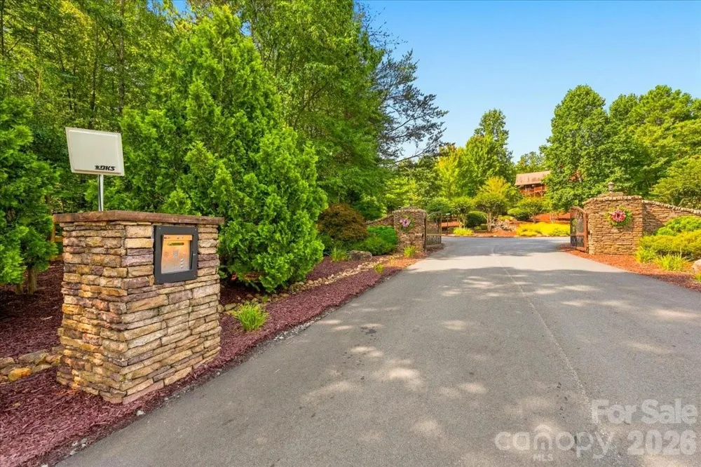 149 Mossy Oak Trail #167 Nebo, NC 28761