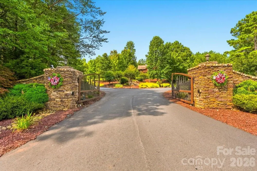149 Mossy Oak Trail #167 Nebo, NC 28761