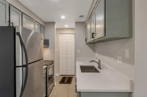 130 E Highline Circle #103