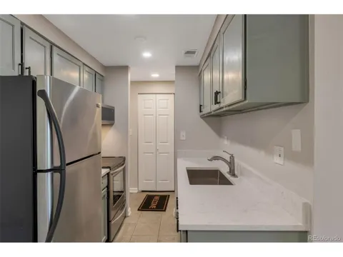 130 E Highline Circle #103