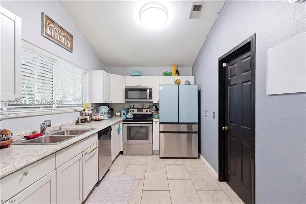 4022 E Sunflower Circle La Belle, FL 33935