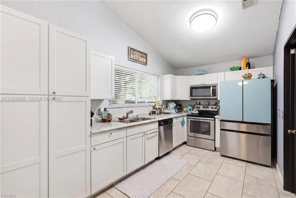 4022 E Sunflower Circle La Belle, FL 33935