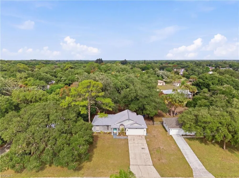 4022 E Sunflower Circle La Belle, FL 33935