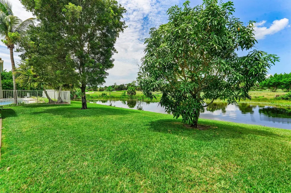 2129 RESTON CIRCLE Royal Palm Beach, FL 33411