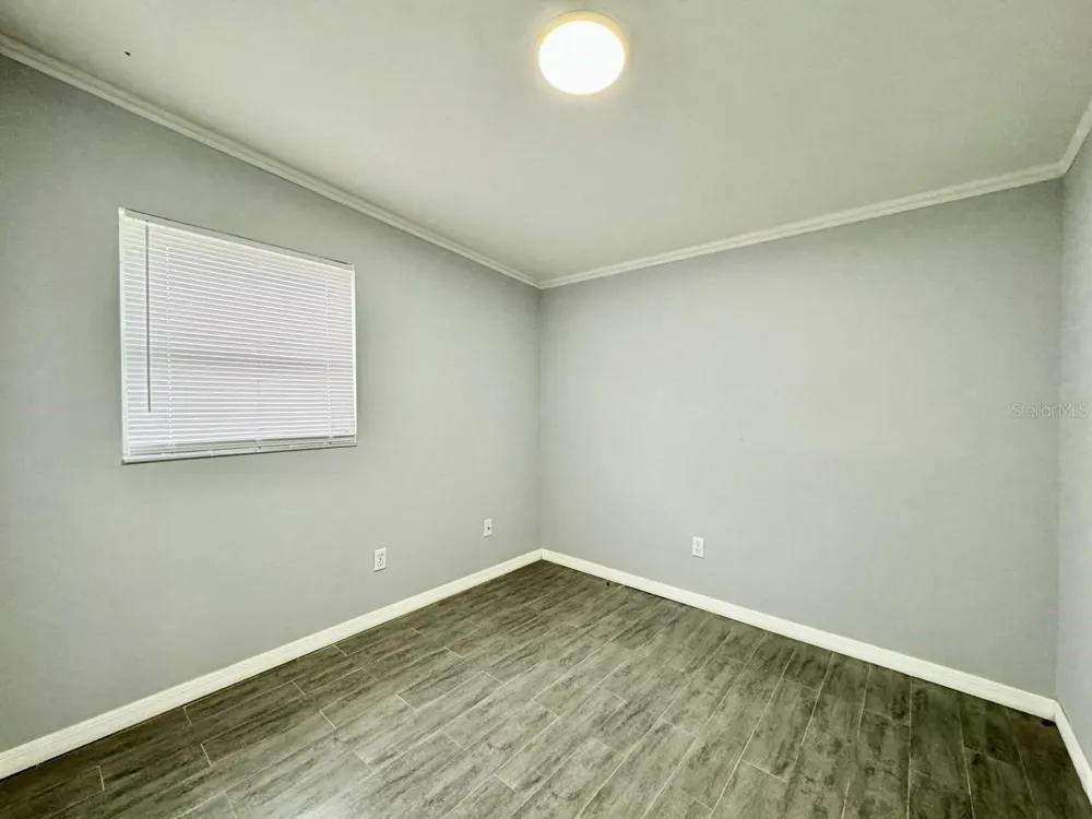 6816 W BURKE STREET Tampa, FL 33634