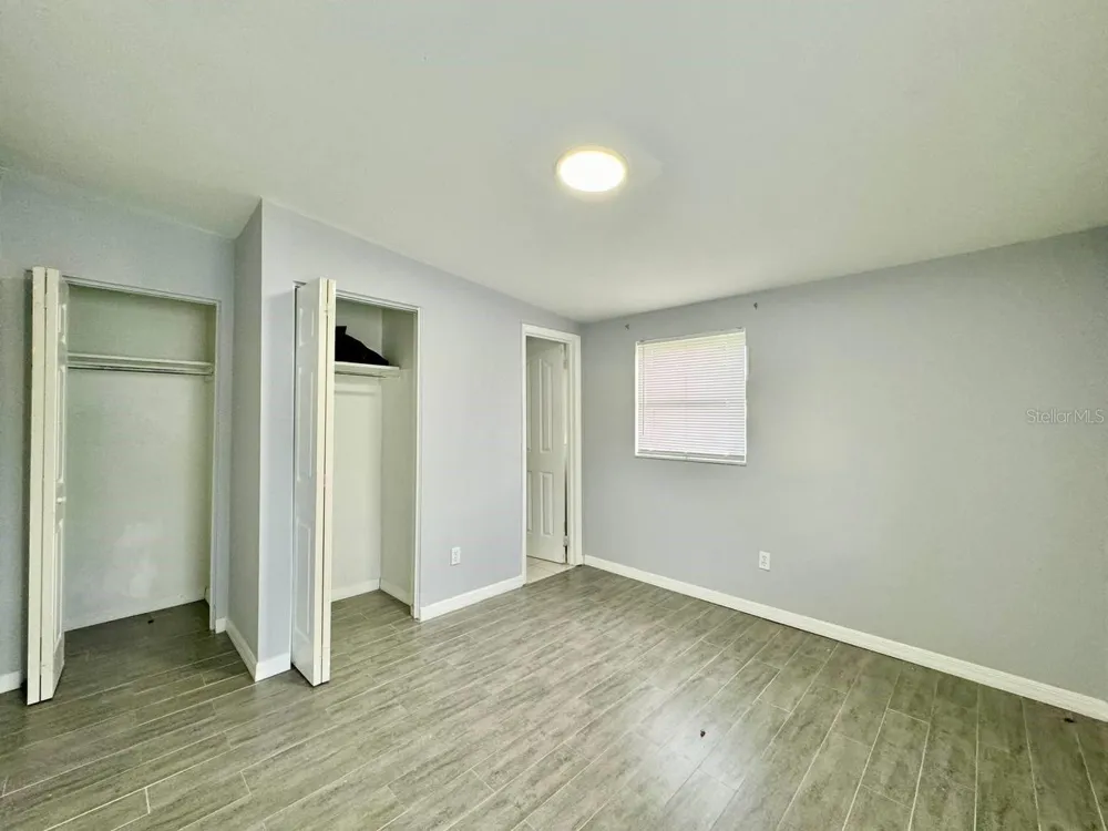 6816 W BURKE STREET Tampa, FL 33634