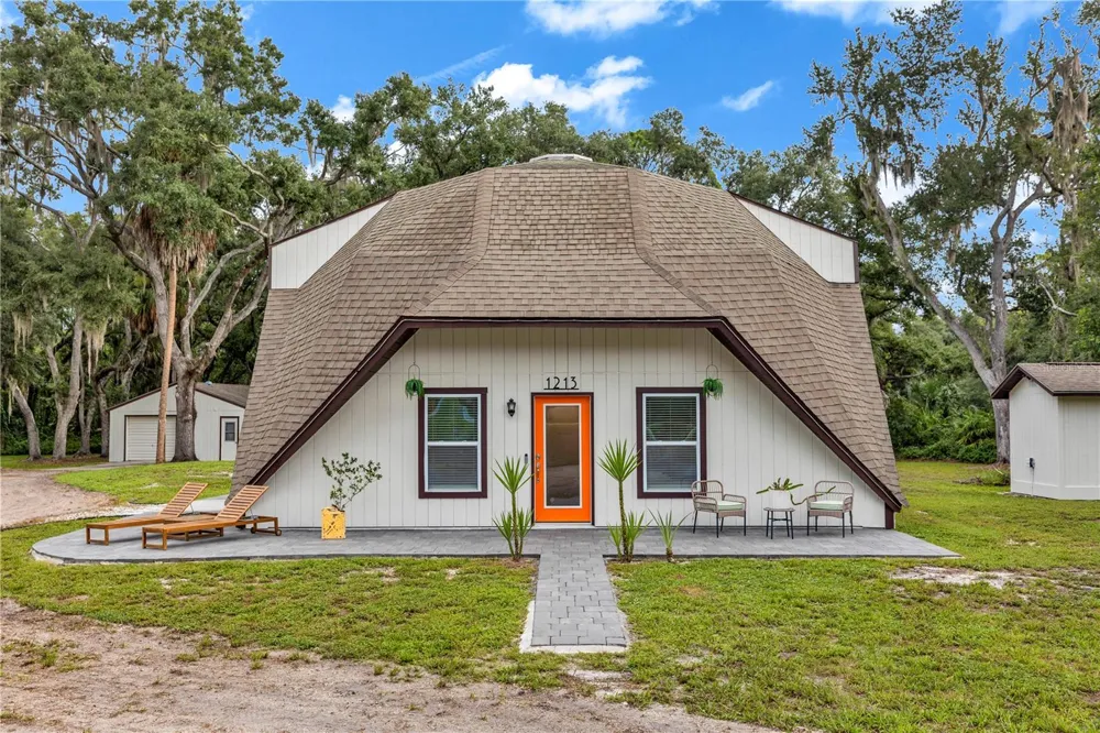 1213 BUTCH CASSIDY TRAIL Wimauma, FL 33598