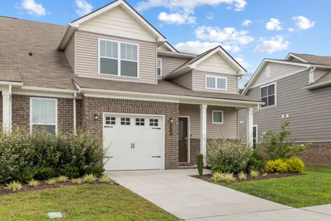 456 Alcott Way