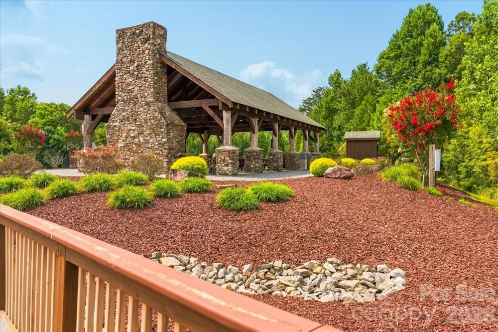 207 Mossy Oak Trail #166 Nebo, NC 28761