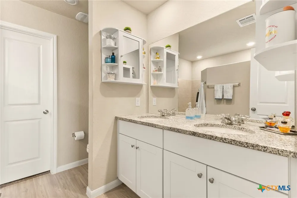 6122 Ballast Trail New Braunfels, TX 78132