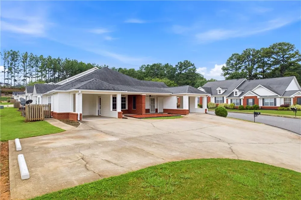 150 Old Mill Road #118 Cartersville, GA 30120