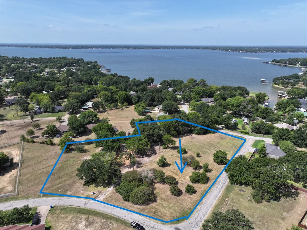 111 Bedfords Bend Gun Barrel City, TX 75156