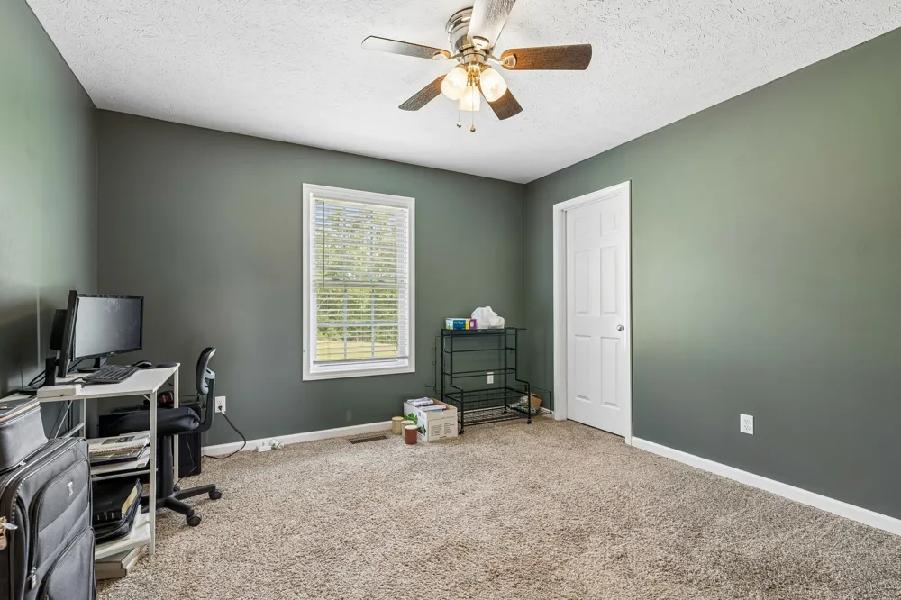 420 Douglas Ln Lafayette, TN 37083