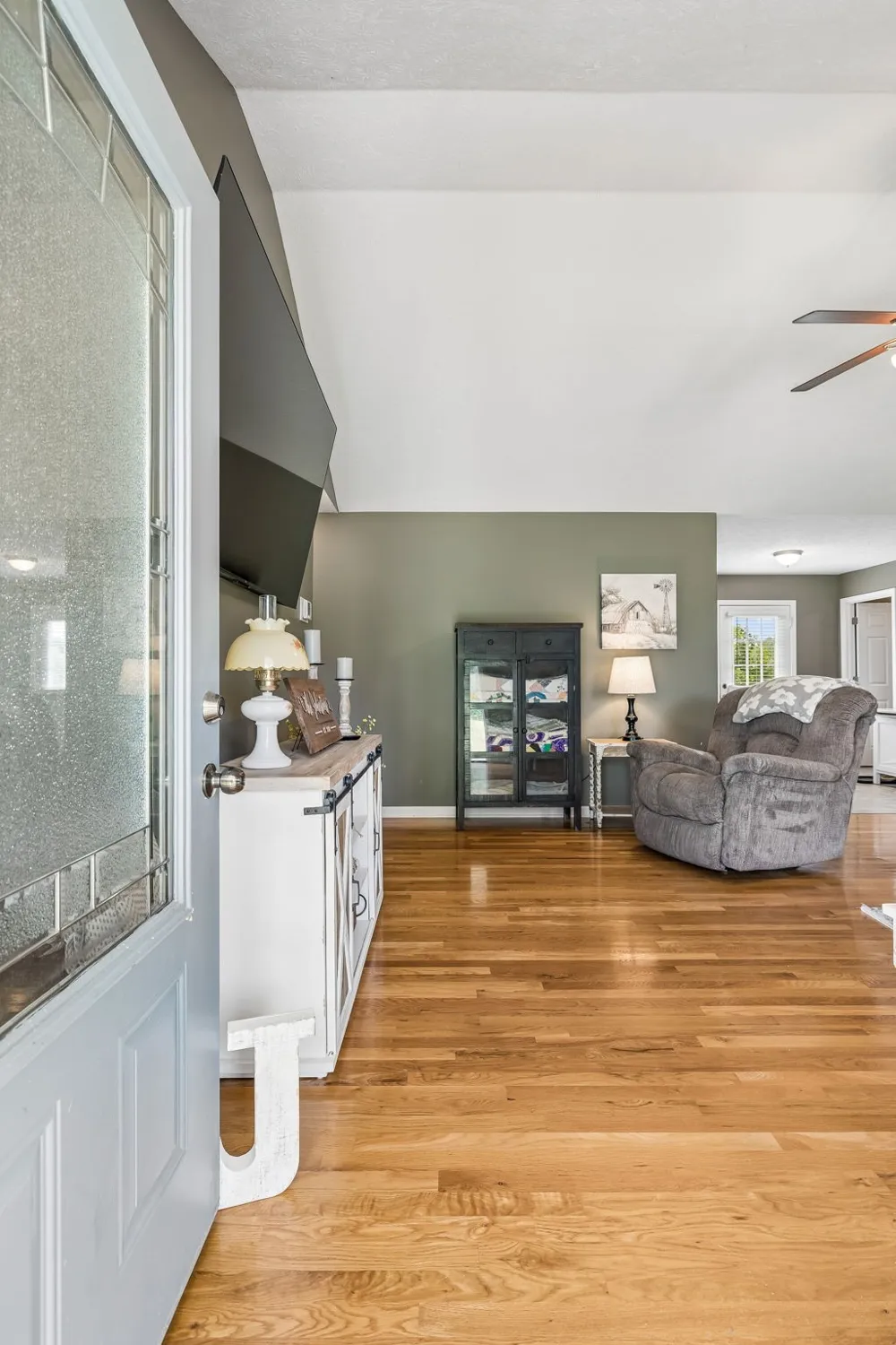 420 Douglas Ln Lafayette, TN 37083