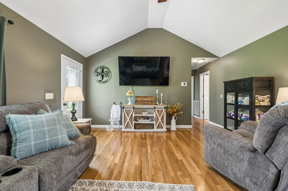 420 Douglas Ln Lafayette, TN 37083