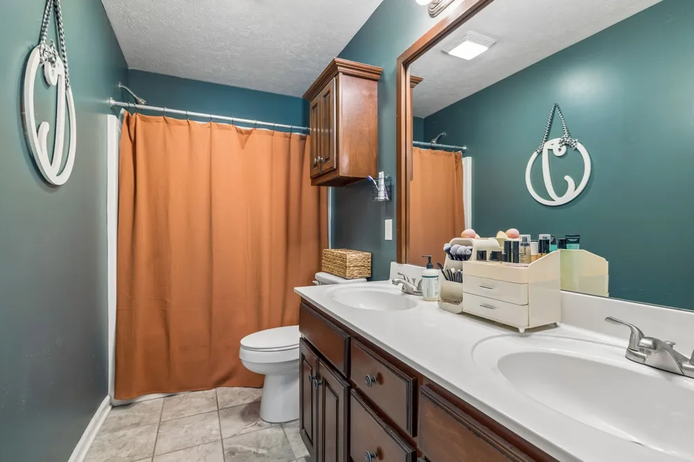 420 Douglas Ln Lafayette, TN 37083
