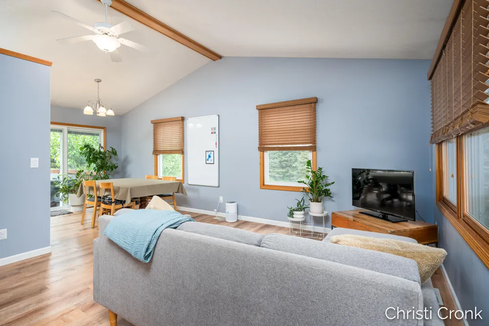 8414 Windstone Drive NE Rockford, MI 49341