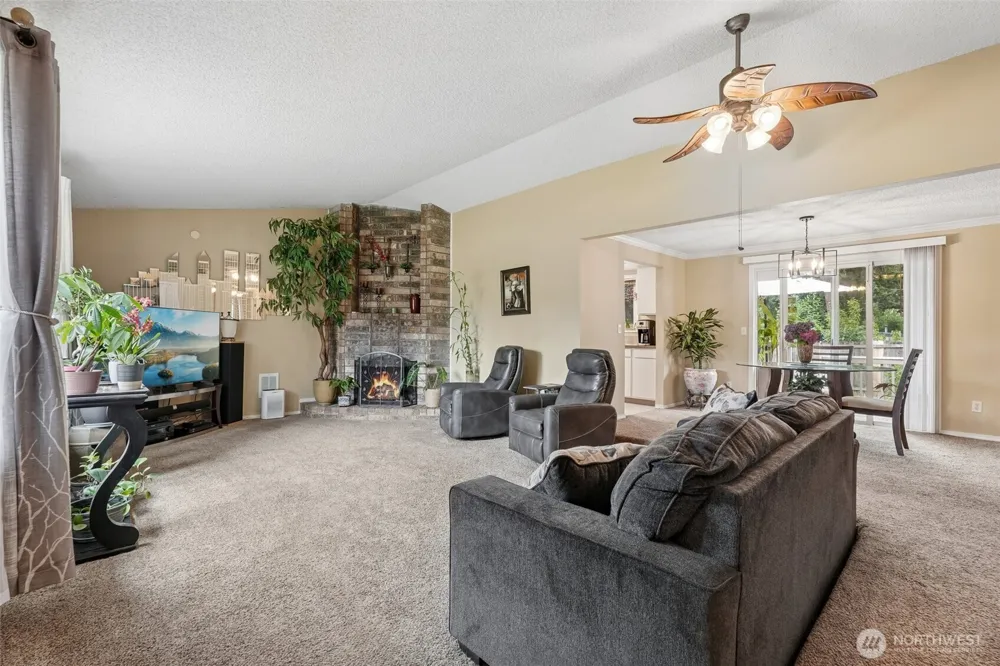 14708 NE 37th Street Vancouver, WA 98682