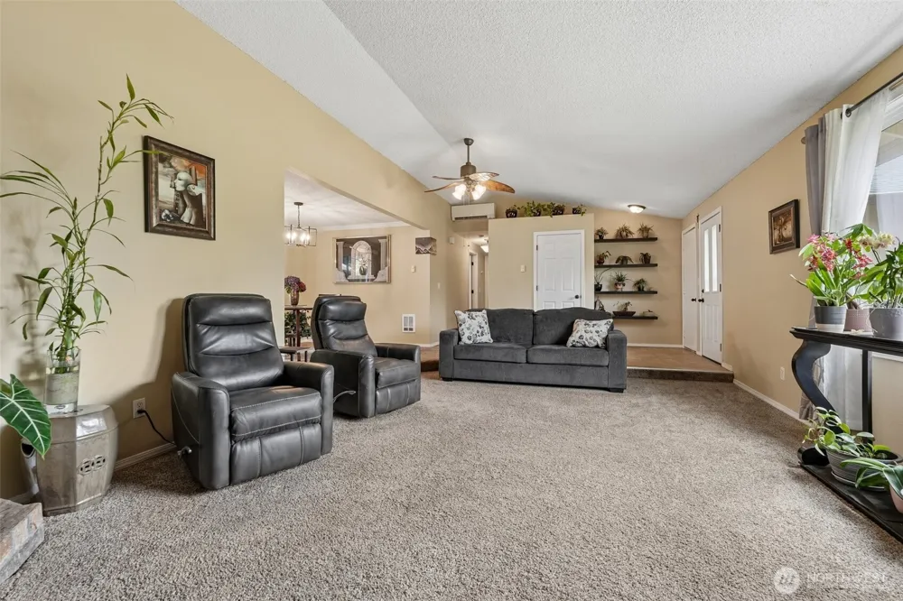 14708 NE 37th Street Vancouver, WA 98682