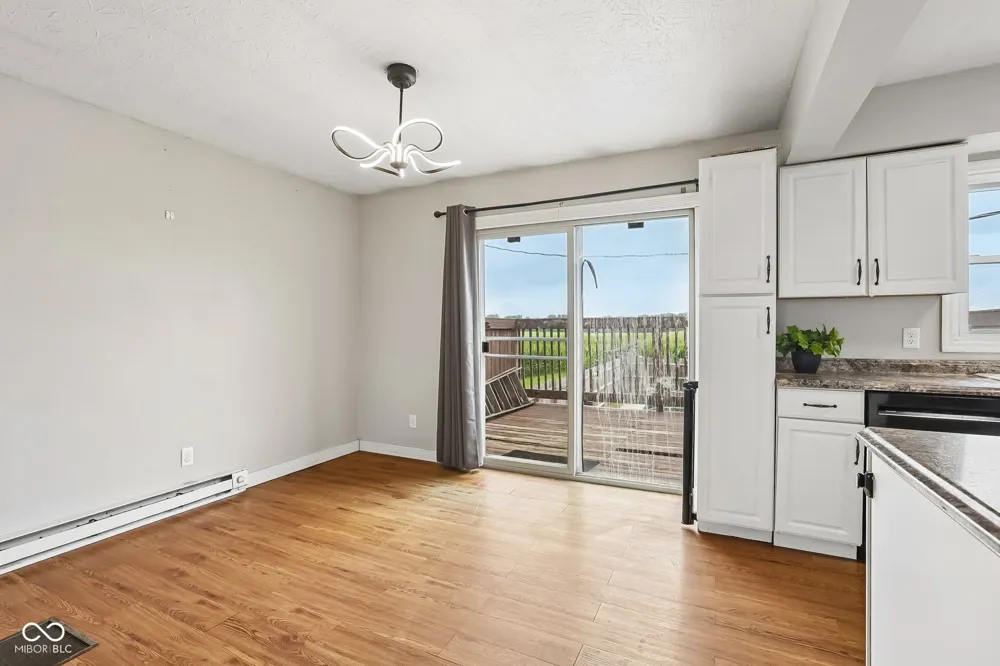 7180 400 W Fairland, IN 46126