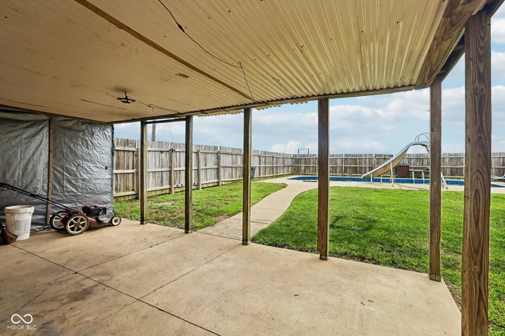 7180 400 W Fairland, IN 46126