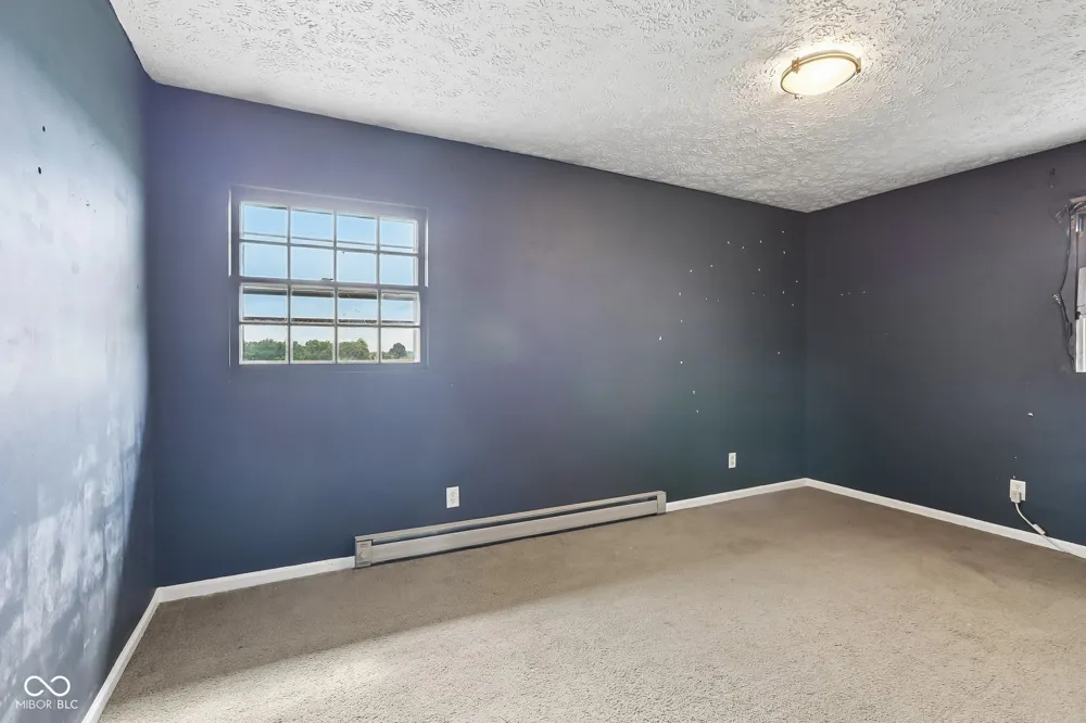 7180 400 W Fairland, IN 46126