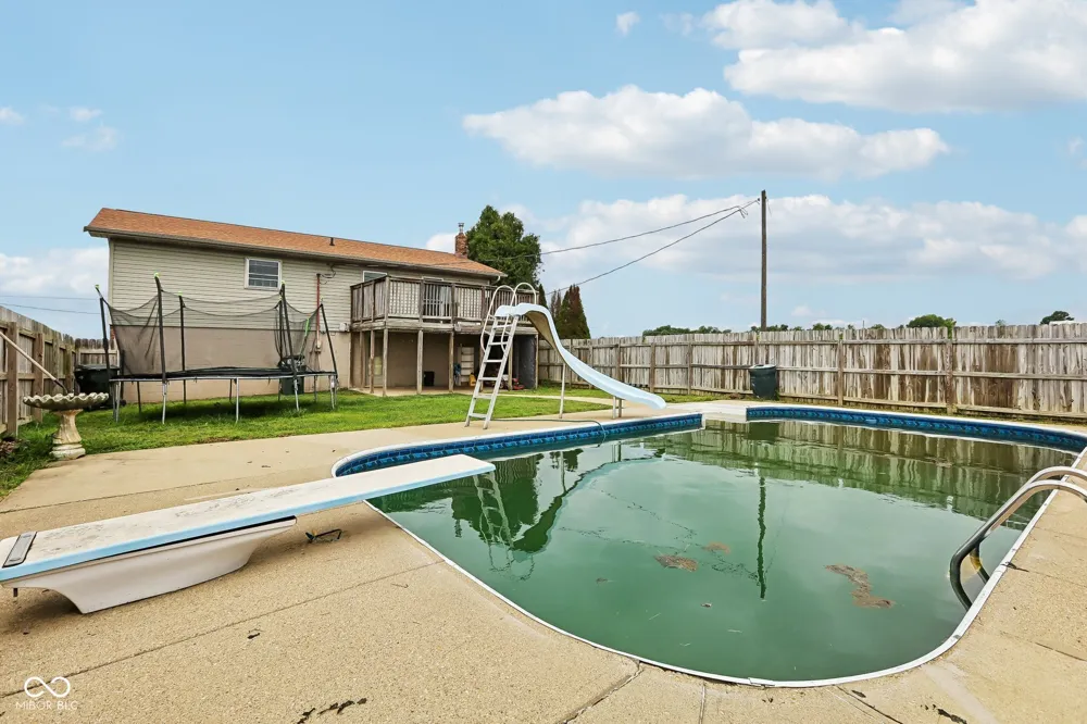 7180 400 W Fairland, IN 46126