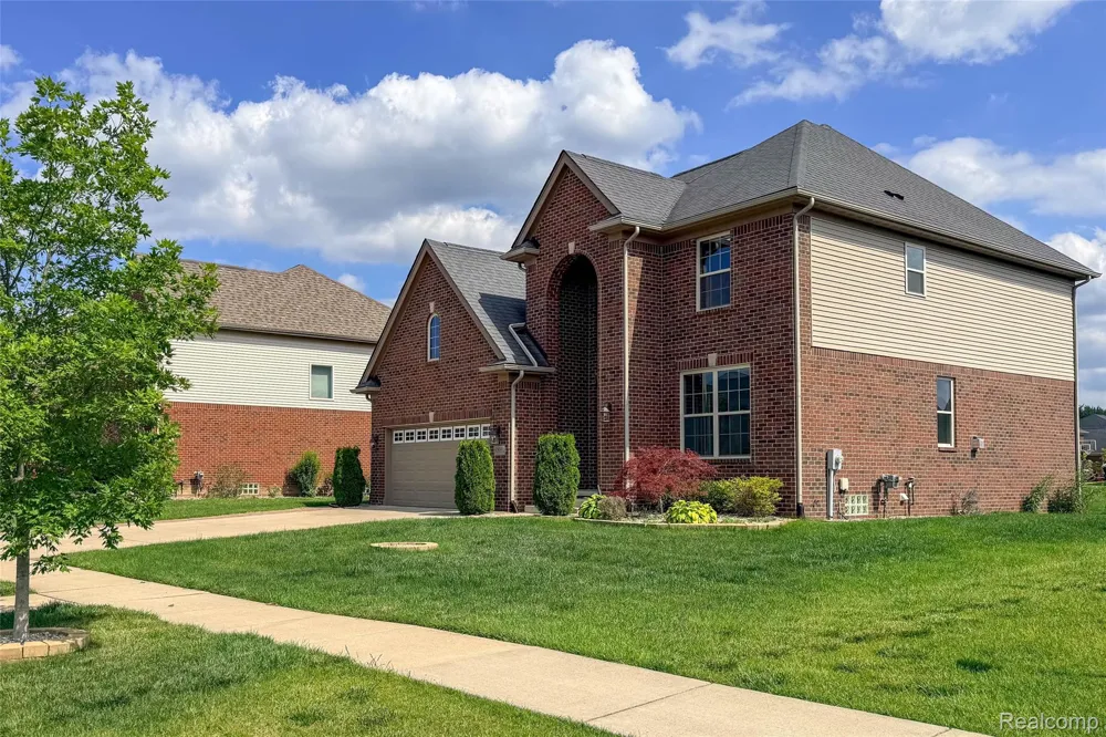 50951 Sevilla Circle Novi City, MI 48374