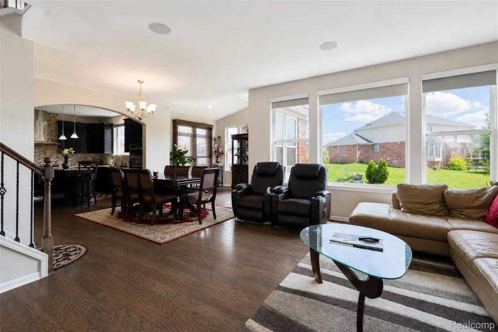 50951 Sevilla Circle Novi City, MI 48374