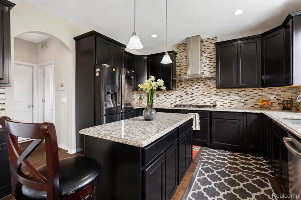50951 Sevilla Circle Novi City, MI 48374