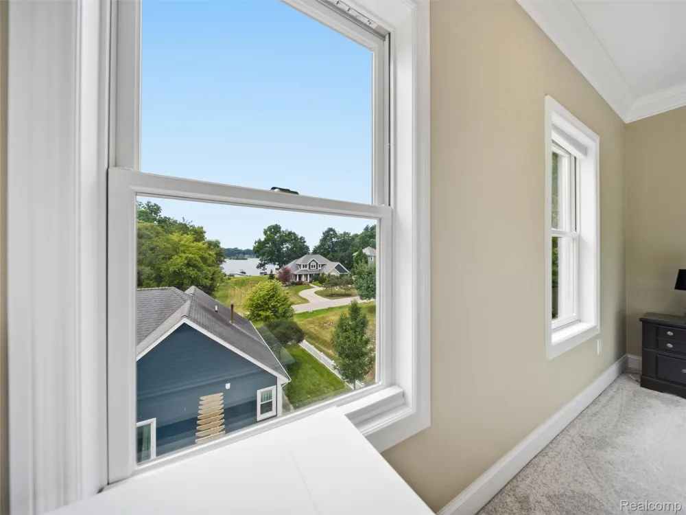2365 Melton Drive Howell City, MI 48843