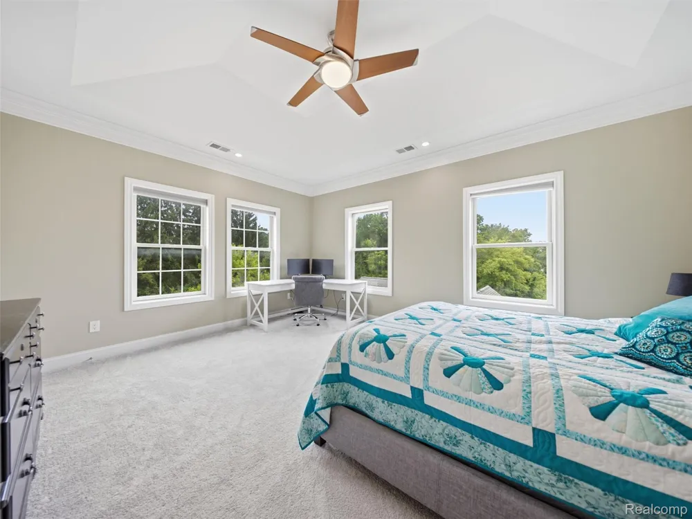 2365 Melton Drive Howell City, MI 48843