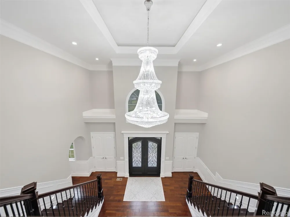 2365 Melton Drive Howell City, MI 48843
