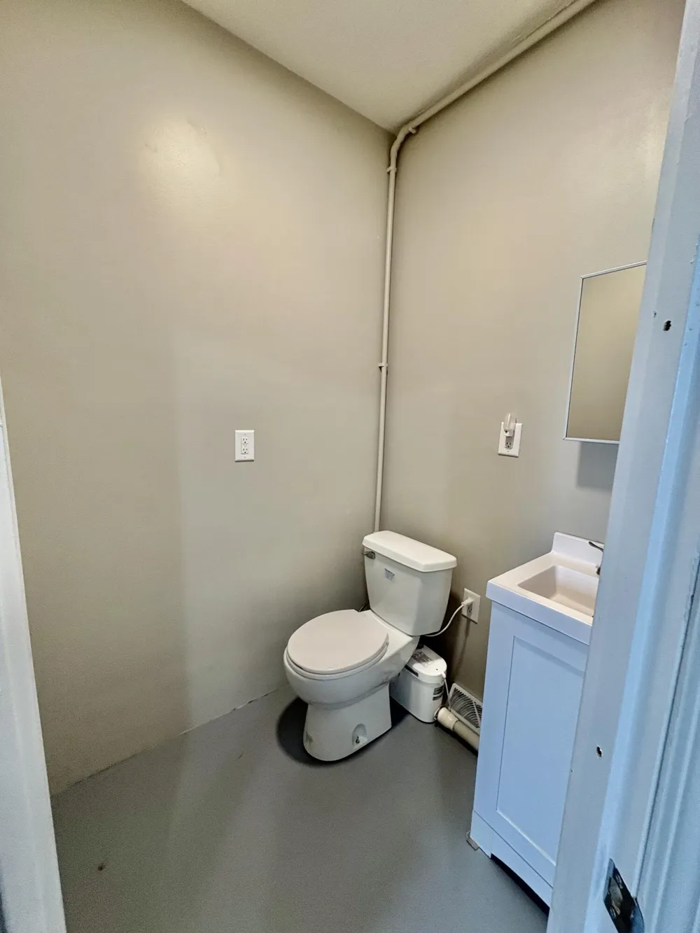 70 Hillcrest Avenue Hobart, IN 46342