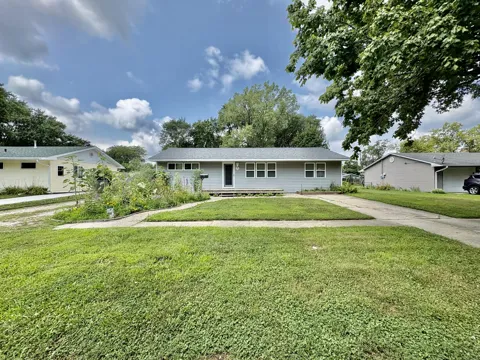 70 Hillcrest Avenue