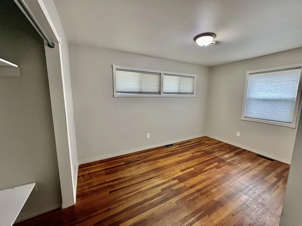 70 Hillcrest Avenue Hobart, IN 46342