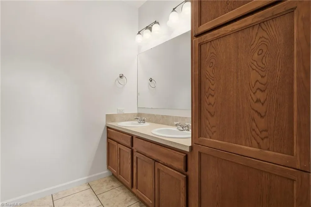 6193 Tri-county Drive Gibsonville, NC 27249