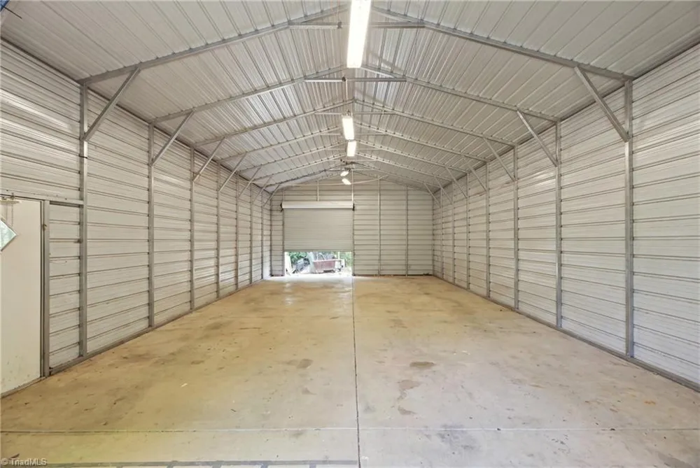 6193 Tri-county Drive Gibsonville, NC 27249