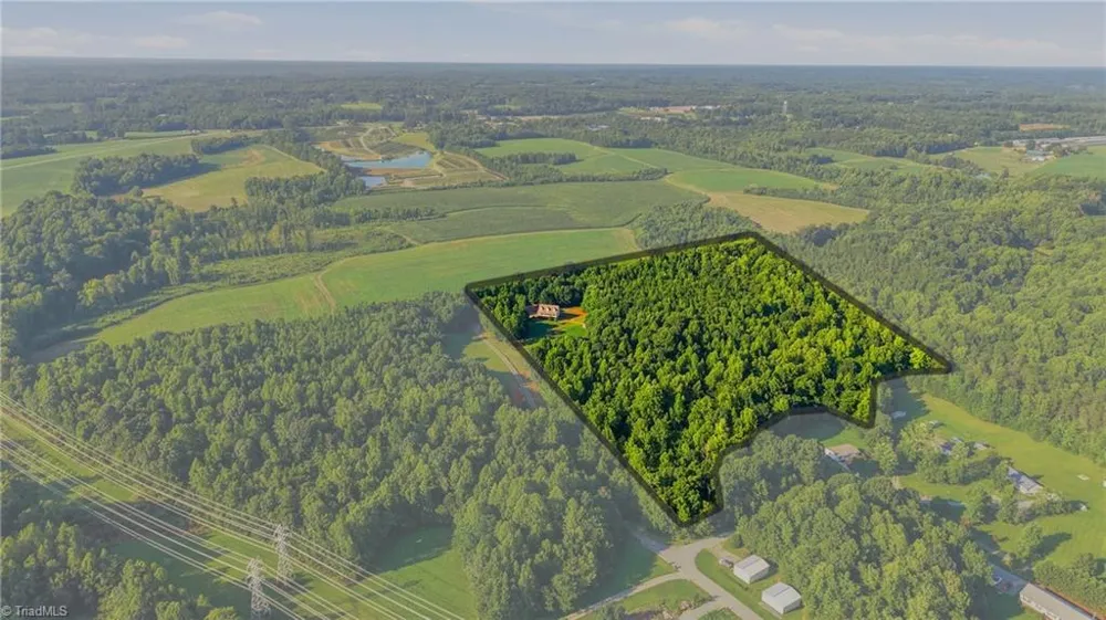 6193 Tri-county Drive Gibsonville, NC 27249