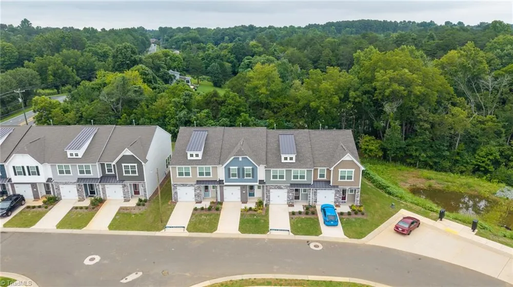 2124 Willow Glen Drive Graham, NC 27253