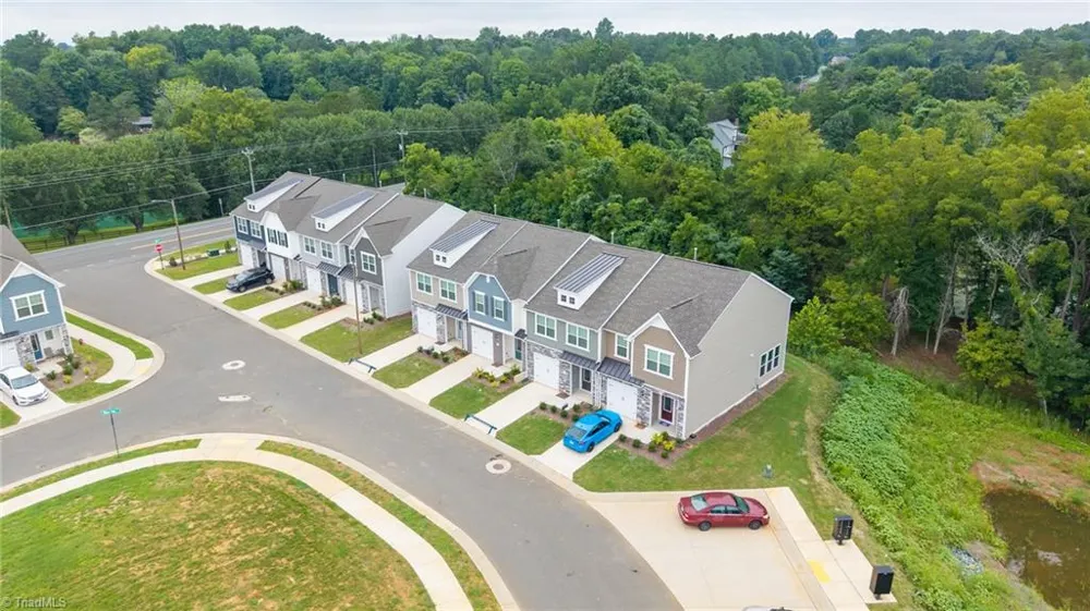 2124 Willow Glen Drive Graham, NC 27253