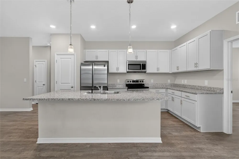 3507 E 10TH AVENUE Tampa, FL 33605