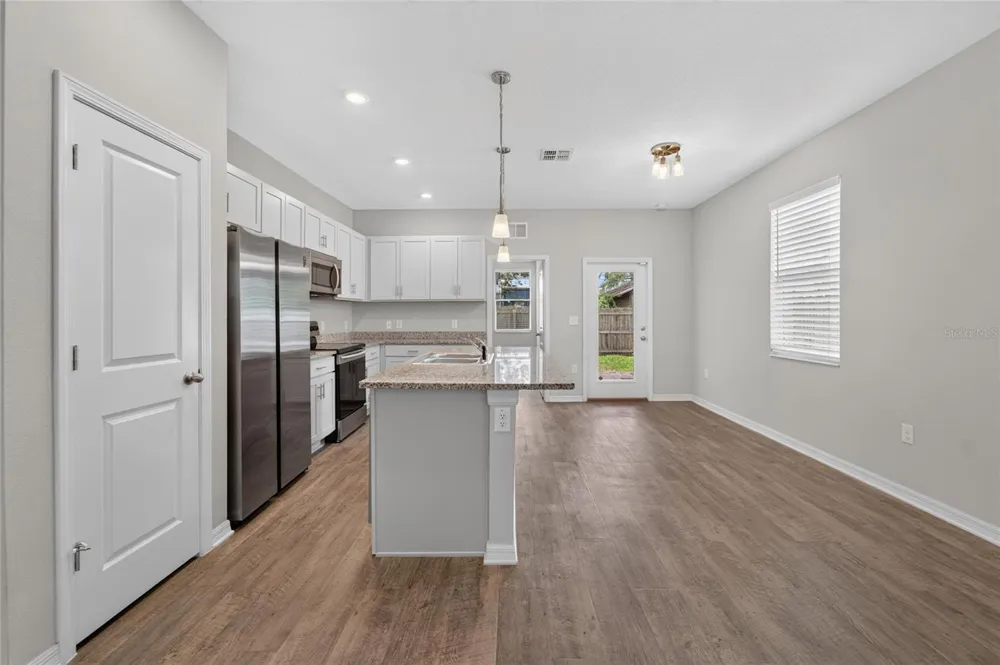 3507 E 10TH AVENUE Tampa, FL 33605