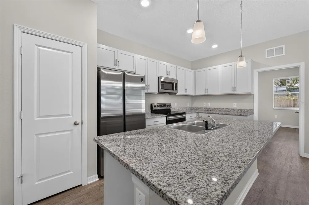 3507 E 10TH AVENUE Tampa, FL 33605